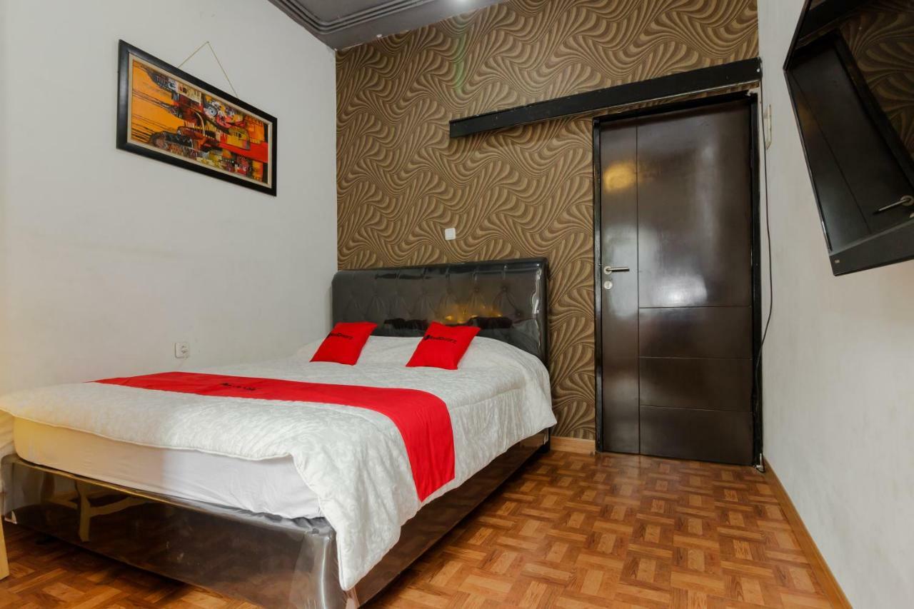 Reddoorz Syariah At Taman Bendungan Asahan Jakarta Ngoại thất bức ảnh